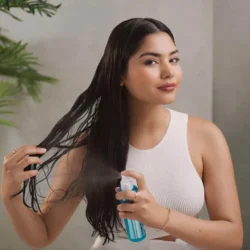 Brume Anti-Frisottis Moroccanoil 160 Ml 9 Brume Anti-Frisottis Moroccanoil 160 Ml -Beauté Naturelleac Magasin brumee moro 3 44935.1694677335